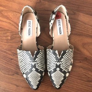 Steve Madden snakeskin flats